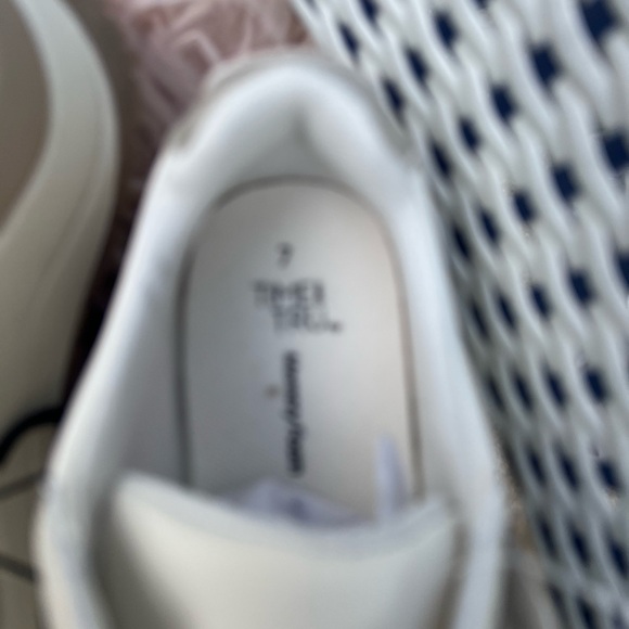 Time and Tru White and Tan Sneakers - Picture 5 of 7